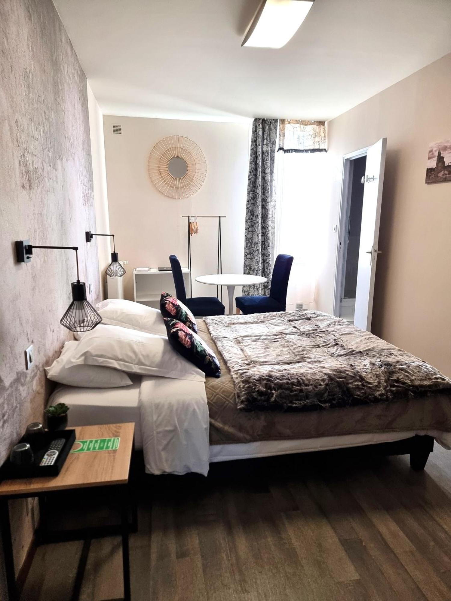 Hotel Le 9 En Cuisine