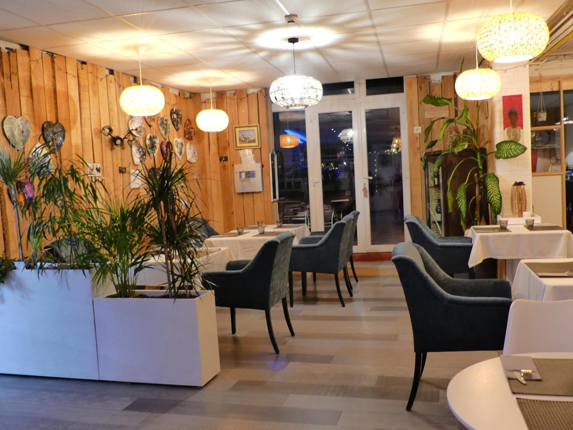Hotel Le 9 En Cuisine 2*